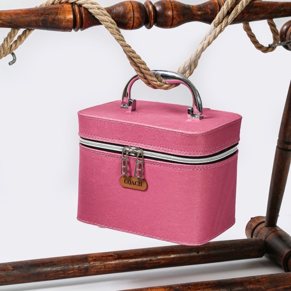 کیف آرایشی چمدانی طرح ساده